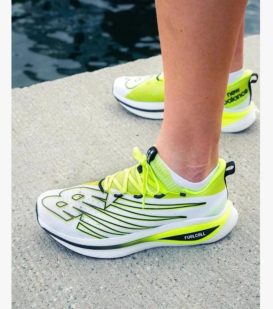 New Balance fuelcel V3